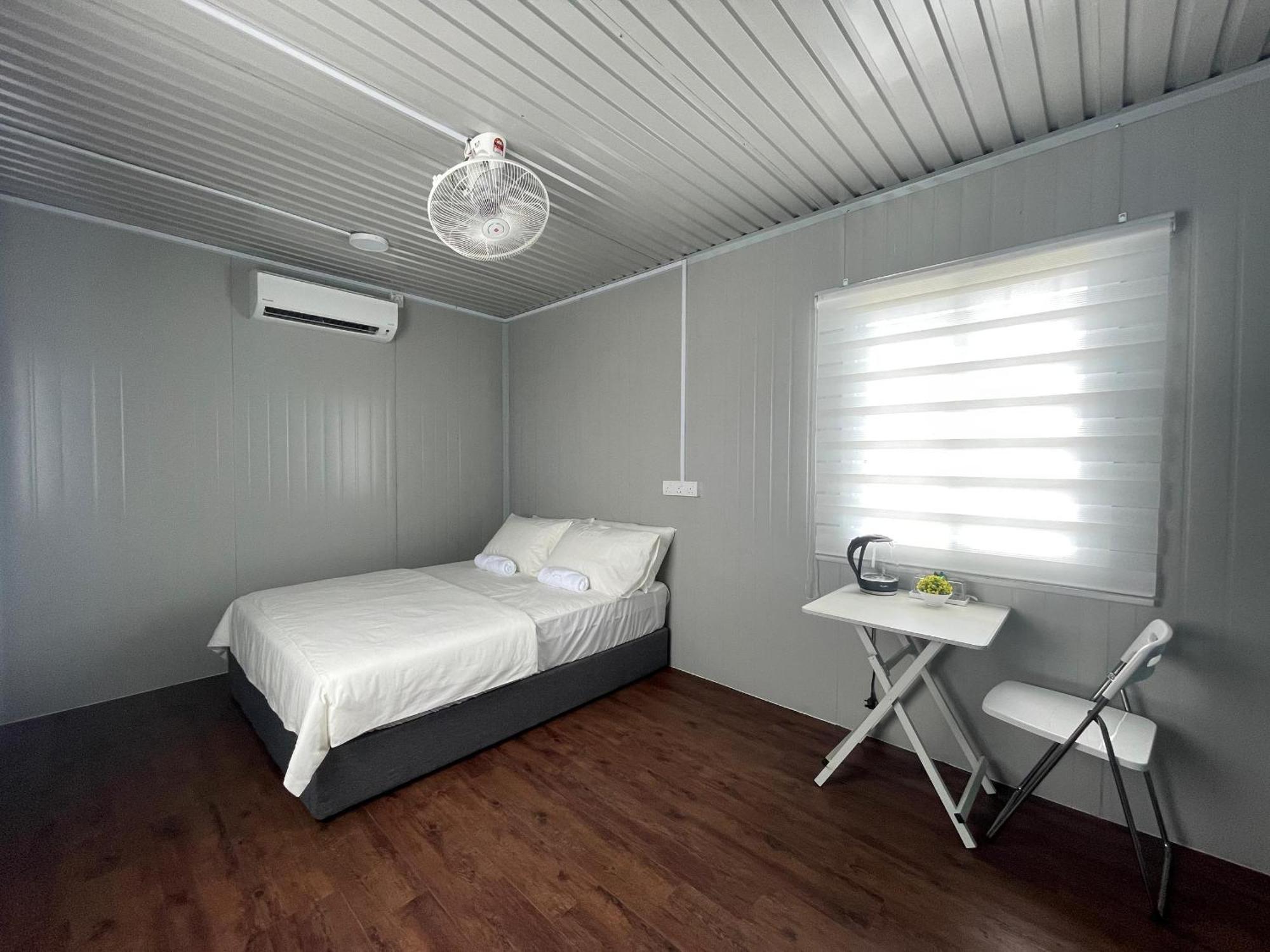 Country Road Homestay Simpang Empat  外观 照片